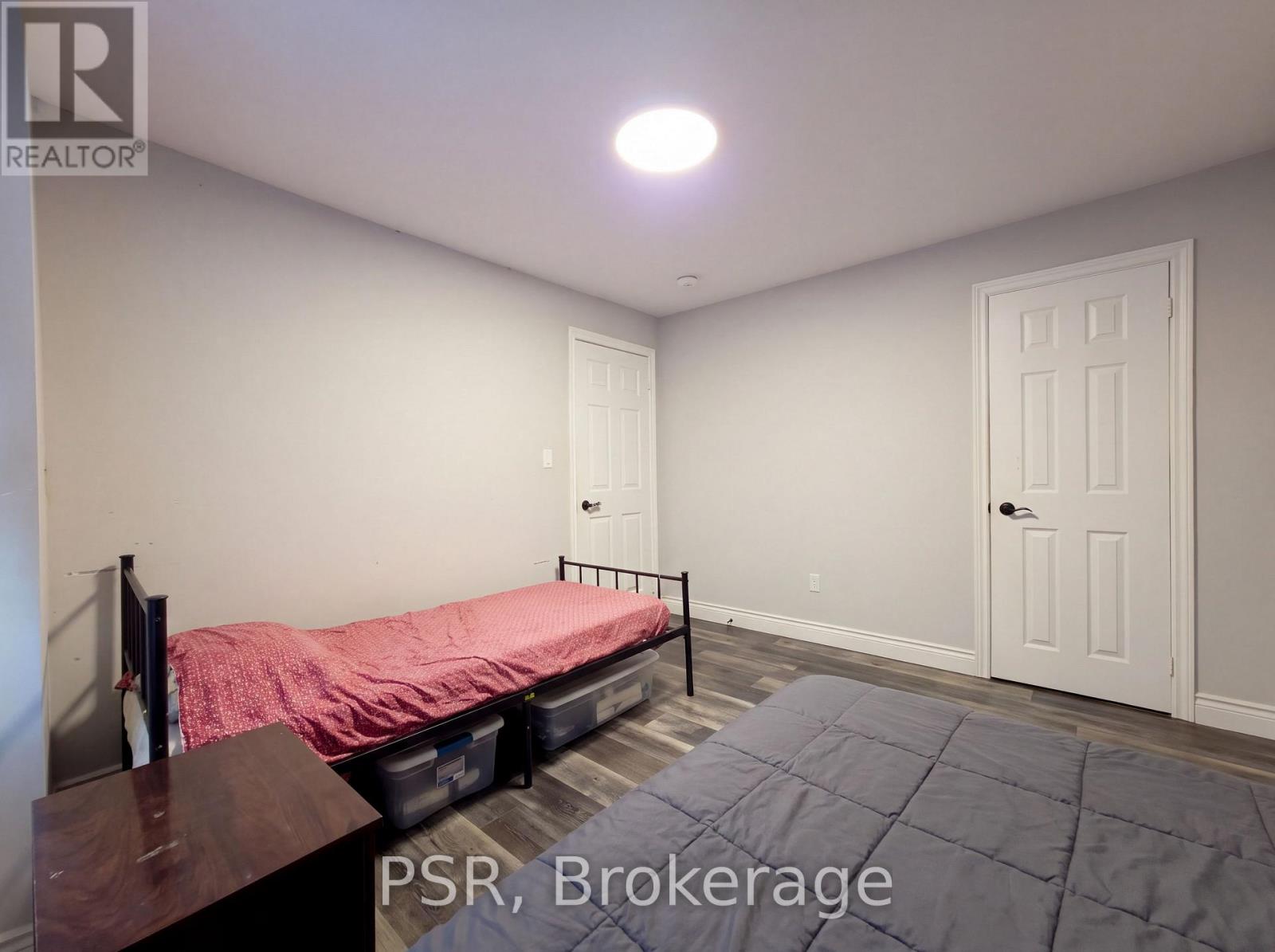 18 Sheldon Avenue North — photo 24