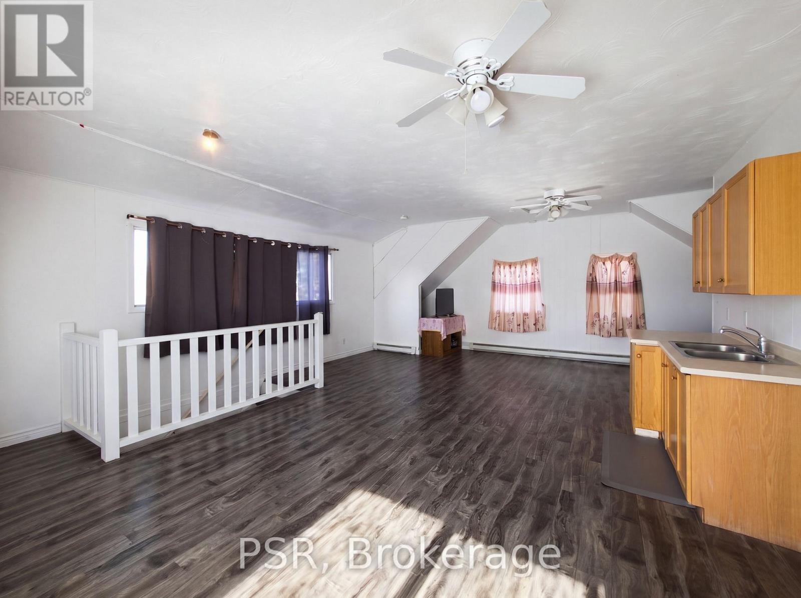 18 Sheldon Avenue North — photo 26