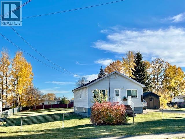5604 49 STREET - 1