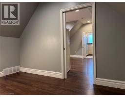 166 Cedardale Avenue Unit# A, Stoney Creek, ON L8E1R1 Photo 10