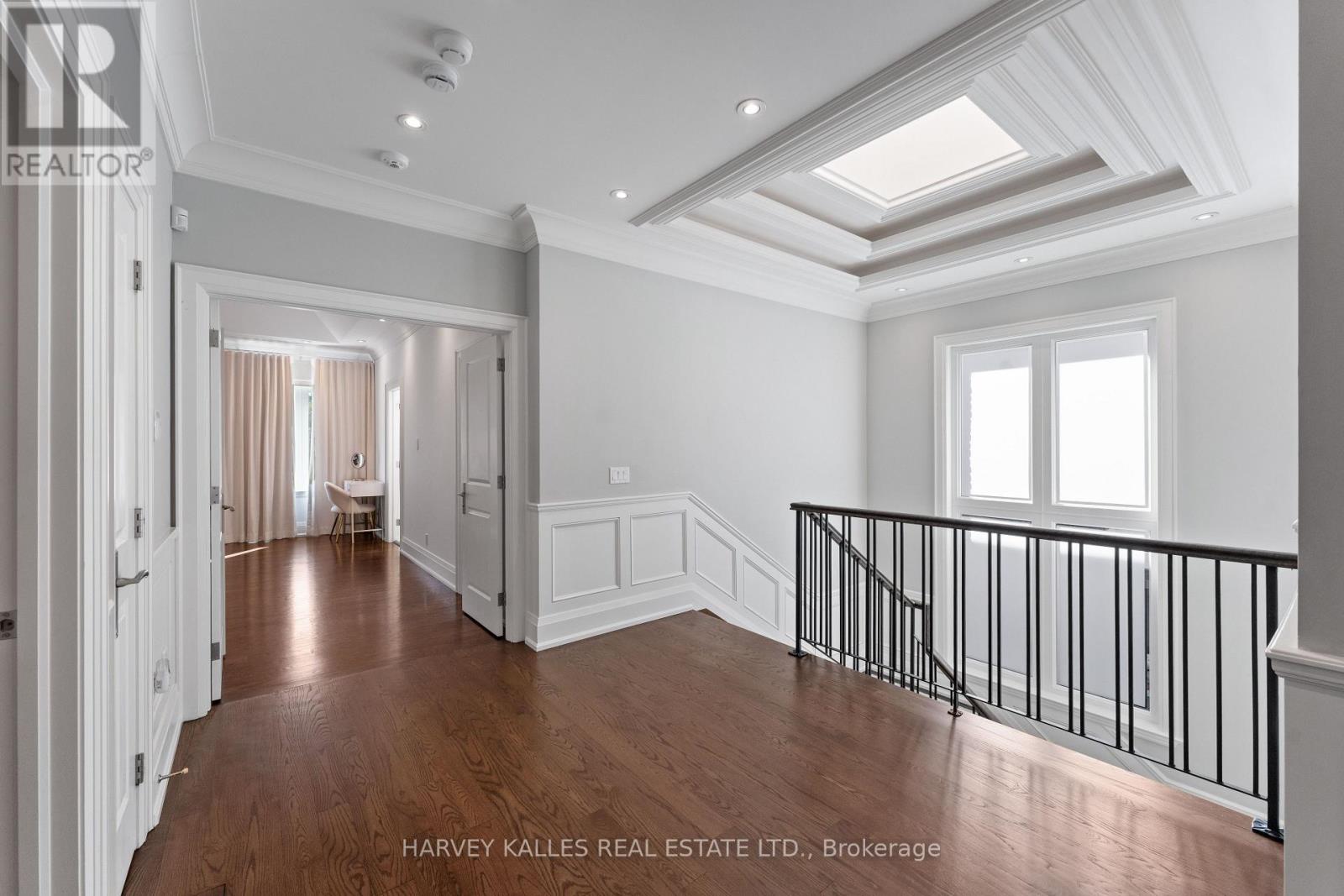 717 WOBURN AVENUE - 26