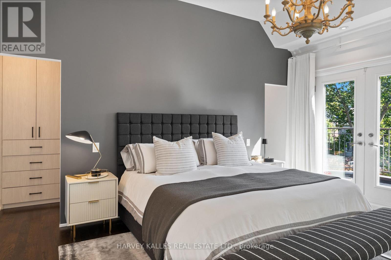 717 WOBURN AVENUE - 28