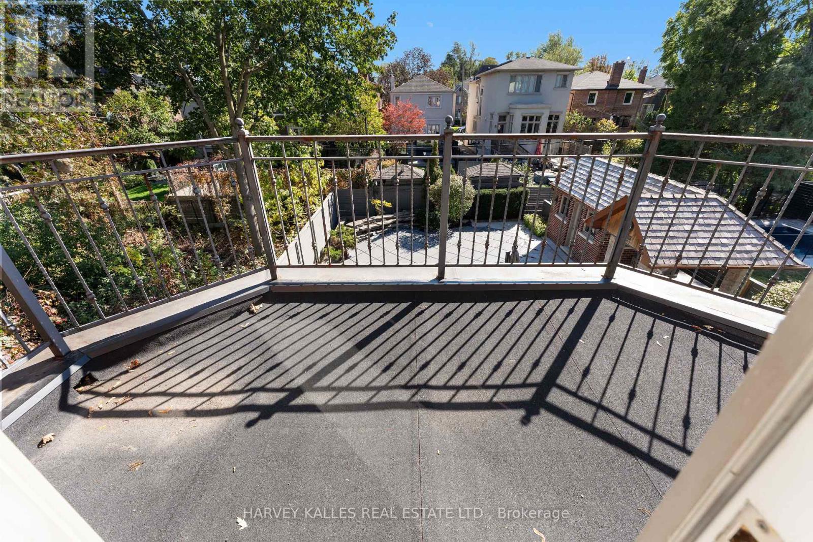 717 WOBURN AVENUE - 30