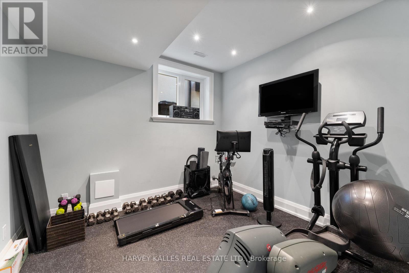 717 Woburn Avenue, Toronto, ON photo 43