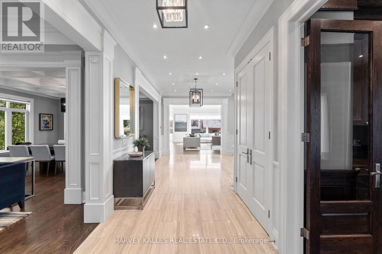 717 Woburn Avenue, Toronto, ON photo 5