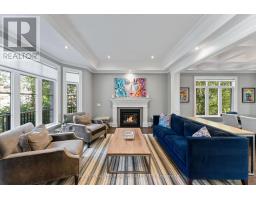 Mud room - 717 Woburn Avenue, Toronto, ON M5M1M2 Photo 6