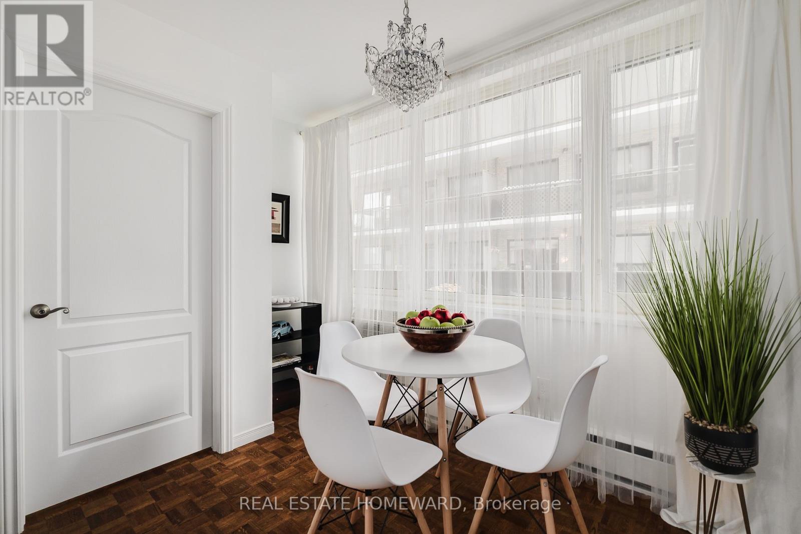 203- 575 Avenue Road, Toronto, ON photo 16