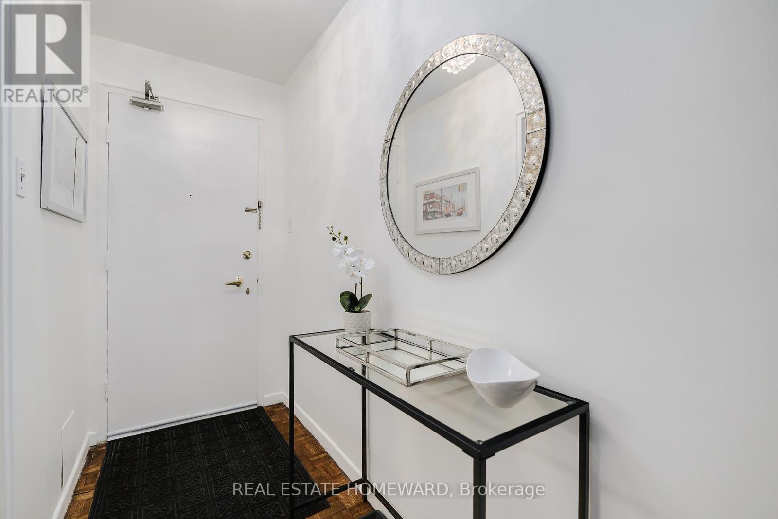 203- 575 Avenue Road, Toronto, ON photo 7