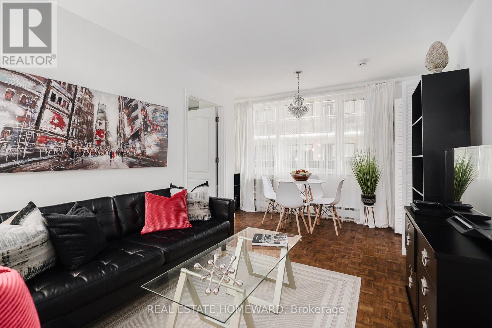 203- 575 Avenue Road, Toronto, ON photo 8