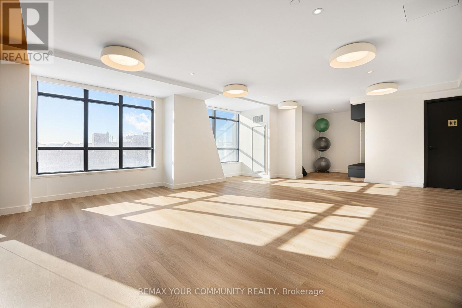 #1005 181 STERLING ROAD - Image 38