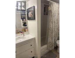 Lower Level - 109 Lippincott Street, Toronto, ON M5S2P2 Photo 8