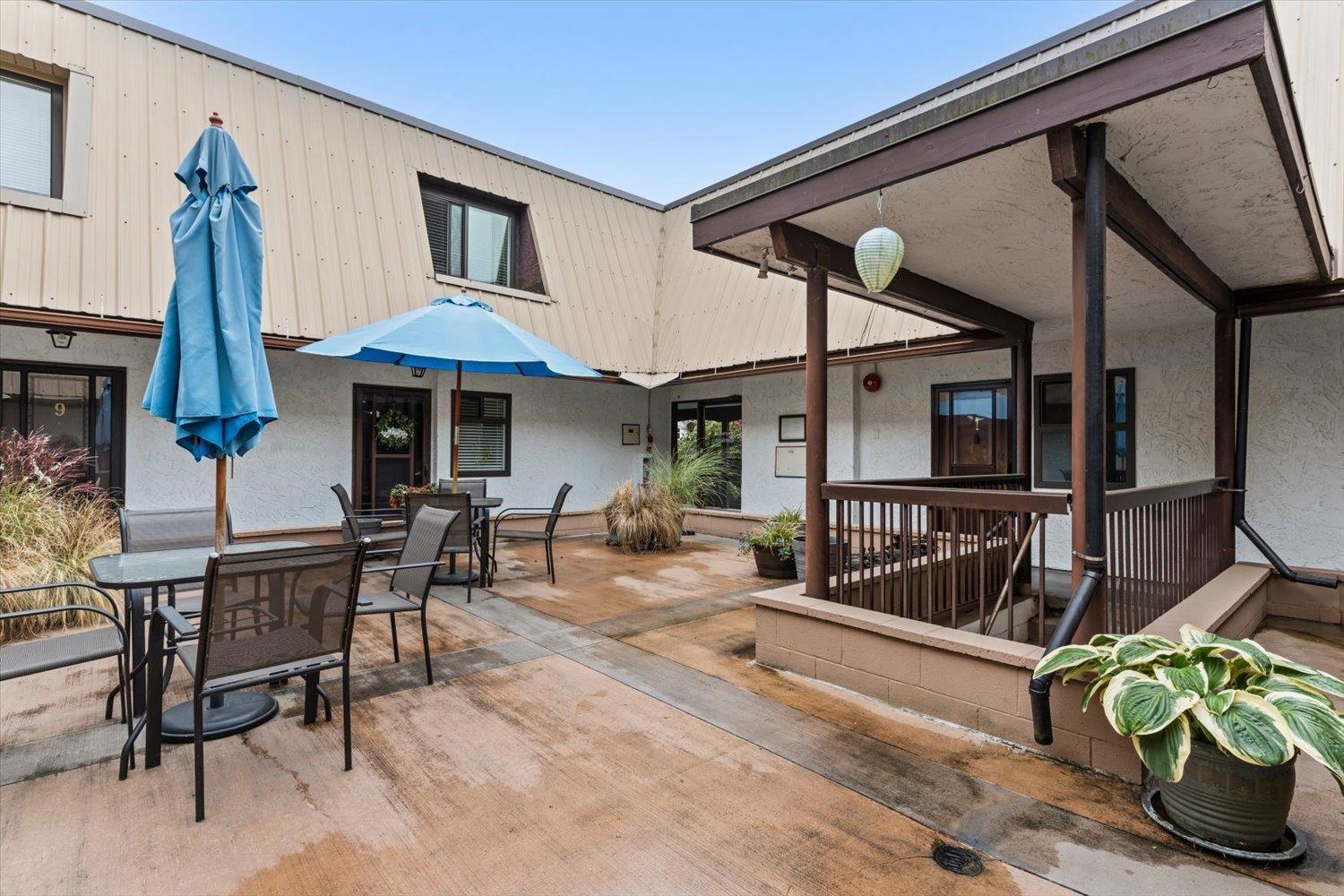 Photo of 1 46085 GORE AVENUE, Chilliwack Downtown 28