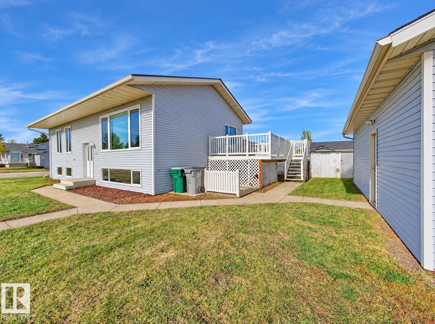 5503 44 ST - 40