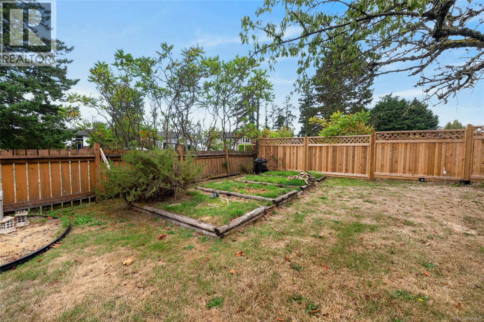 2025 Forest Dr - 36