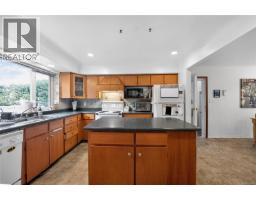 2025 Forest Dr, Nanaimo, BC V9S2R6 Photo 15