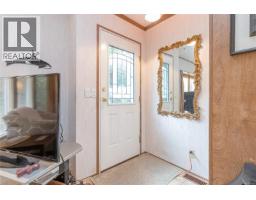 Dining nook - 1459 Sunrise Dr, Parksville, BC V9P1X6 Photo 7