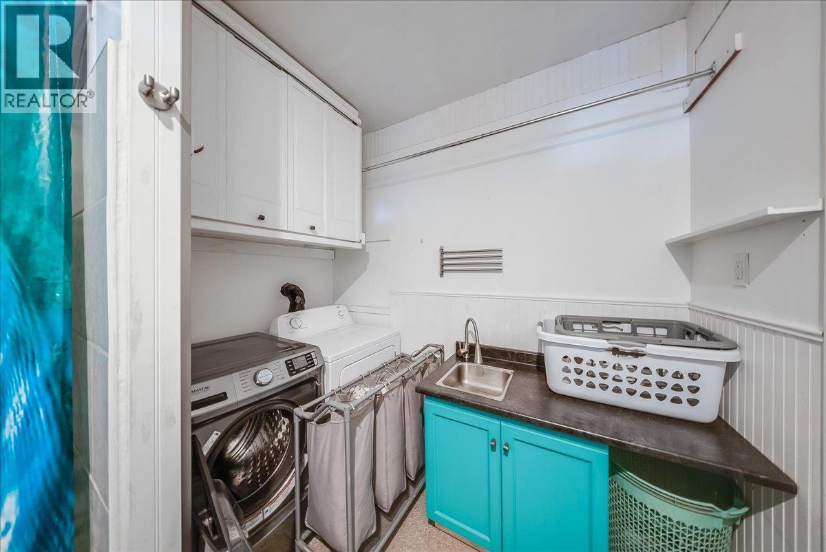 514 Davies Avenue - Image 30
