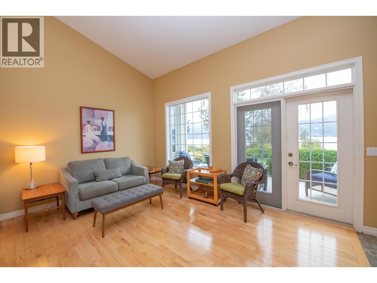 16585 Toby Road, Lake Country