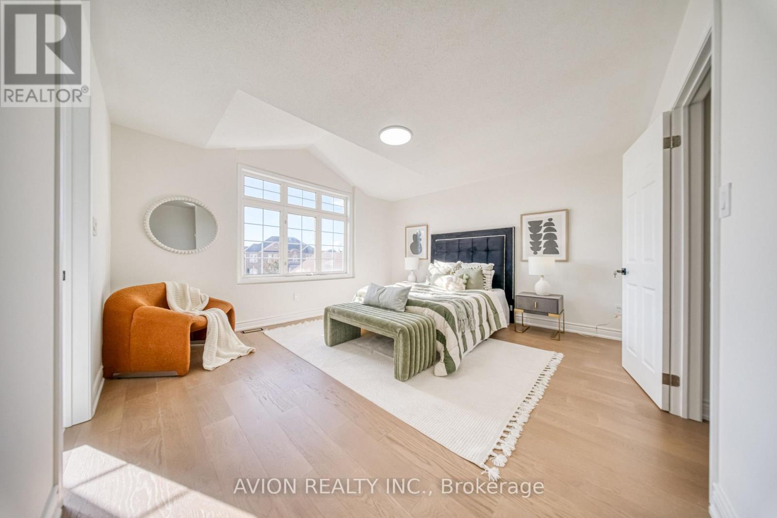 741 BUR OAK AVENUE - 25