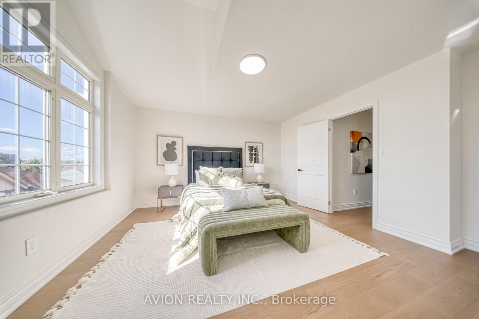 741 BUR OAK AVENUE - 27