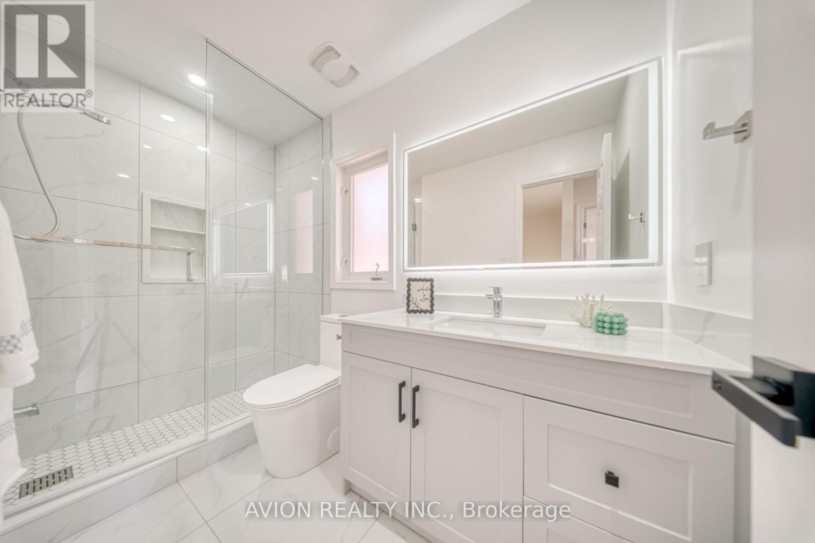 741 Bur Oak Avenue, Markham, ON photo 34