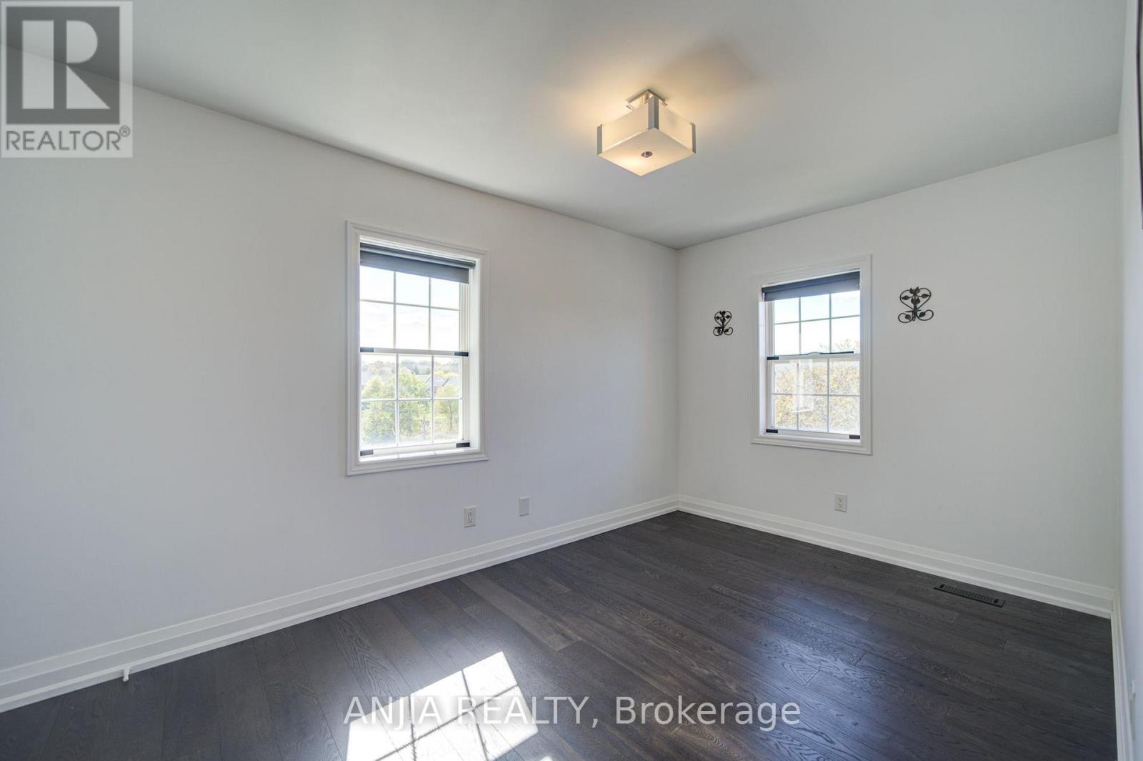 7 HAWTIN LANE - Image 40