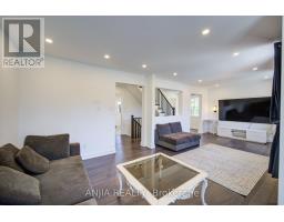 7 Hawtin Lane, Aurora, ON L4G7L4 Photo 14