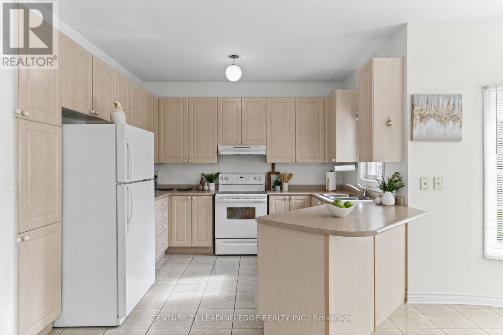 35 HARTWELL WAY - 15
