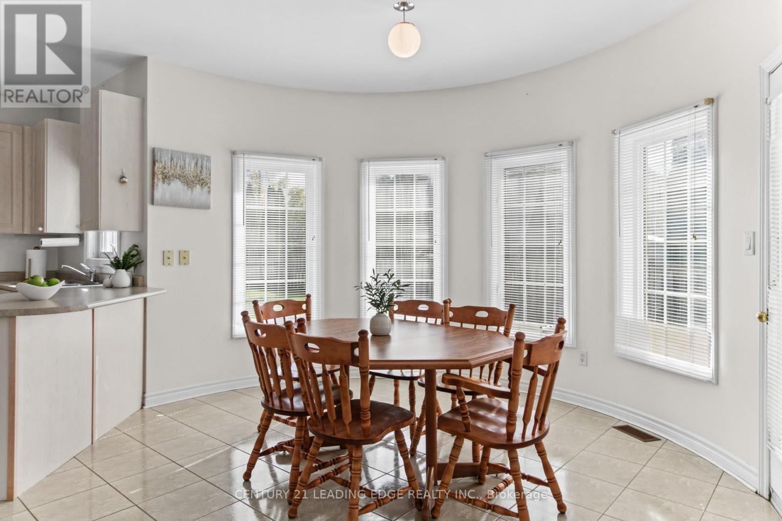 35 HARTWELL WAY - 18