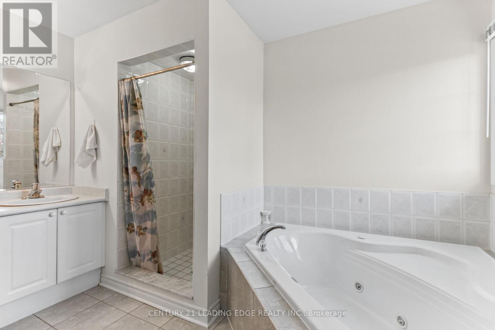 35 HARTWELL WAY - 28