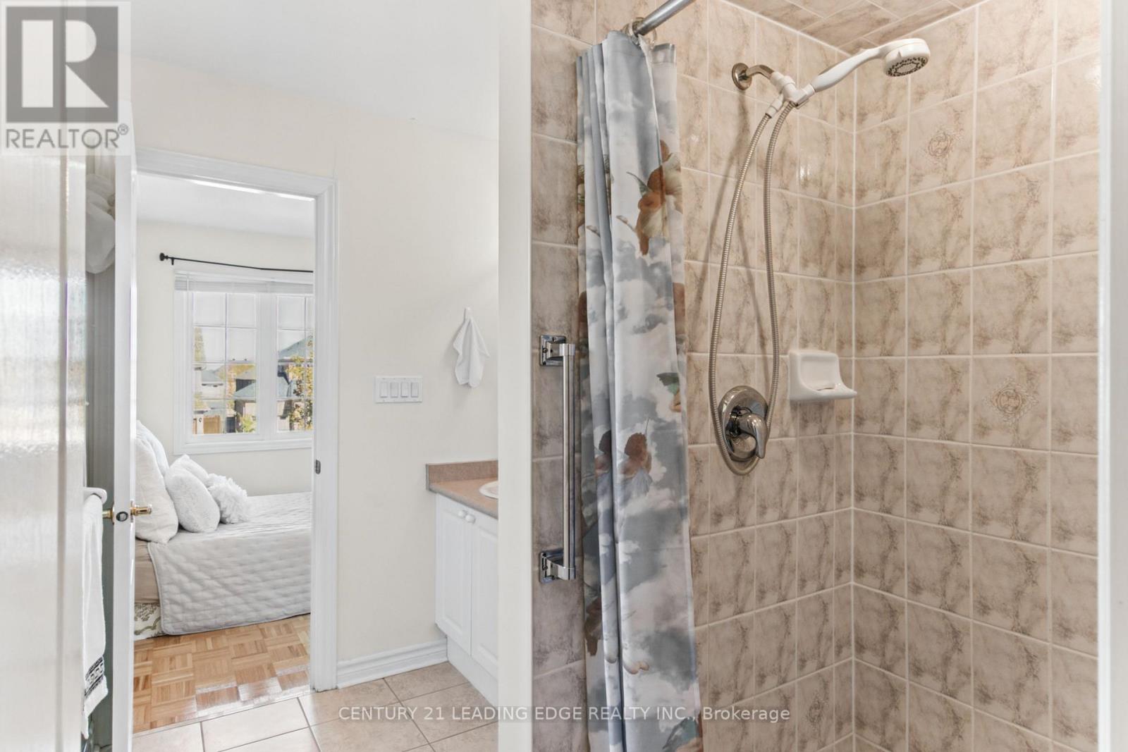 35 Hartwell Way, Aurora, ON photo 32