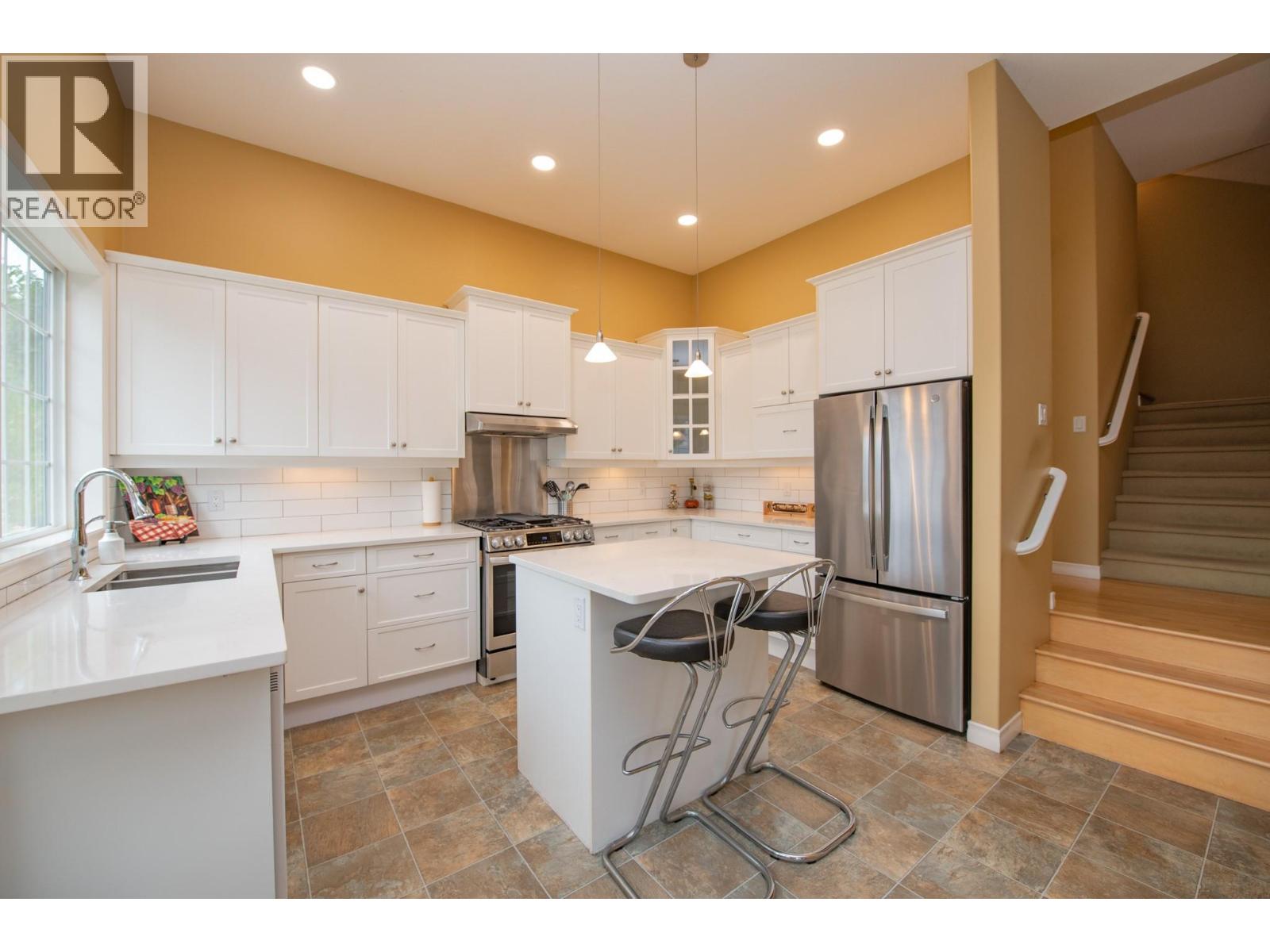 16585 Toby Road, Lake Country