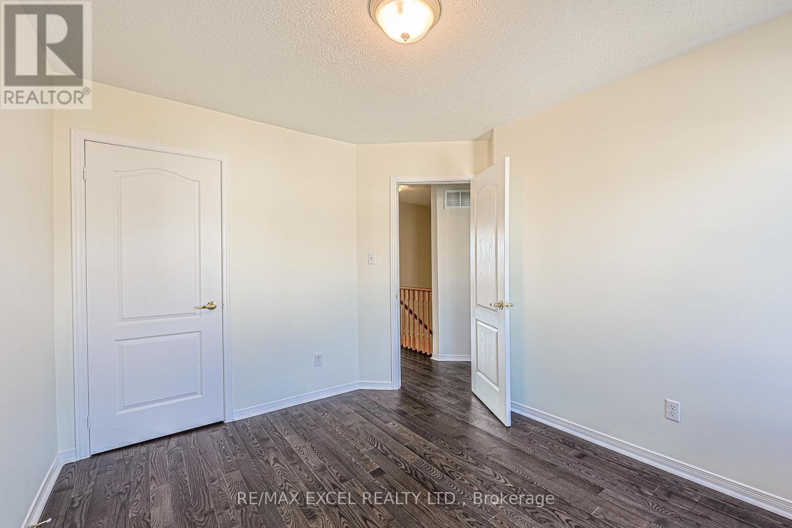 2383 BUR OAK AVENUE - Image 17