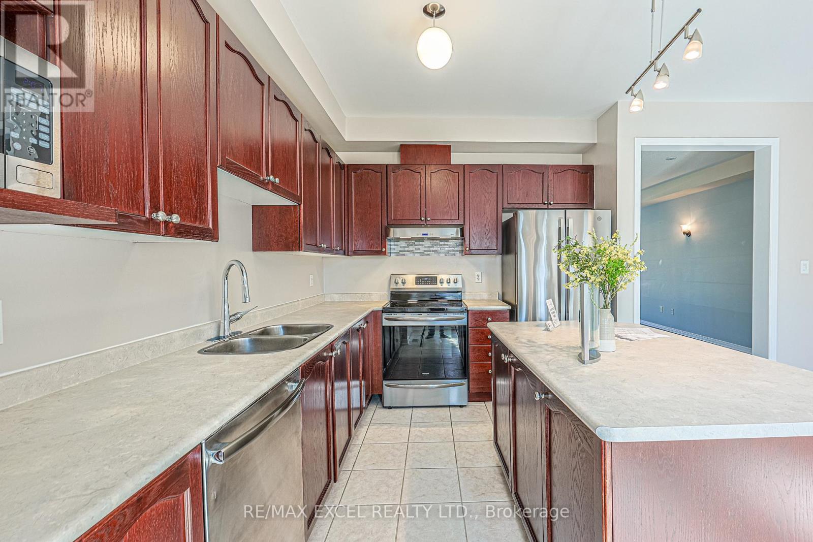 2383 BUR OAK AVENUE - Image 8