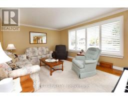 37 Mcgilvray Crescent W, Halton Hills, ON L7G1L7 Photo 6