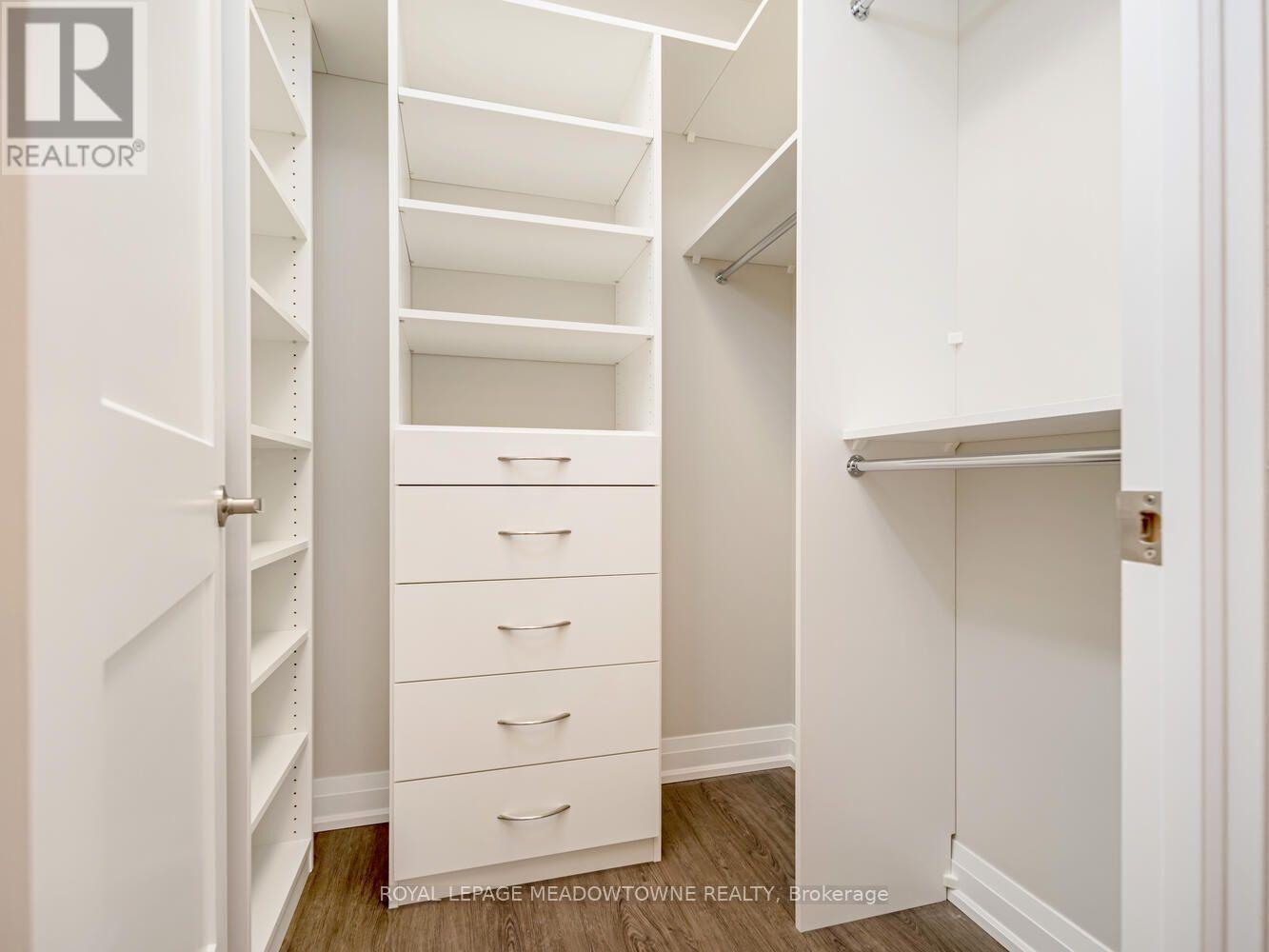 830 Megson Terrace — photo 25