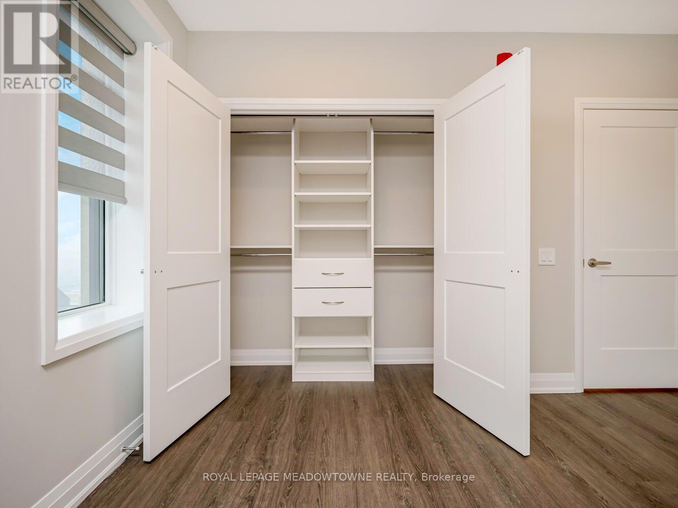 830 Megson Terrace — photo 36