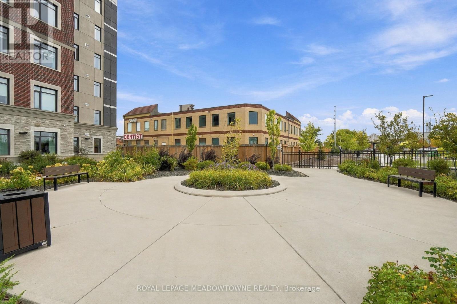 830 Megson Terrace — photo 42