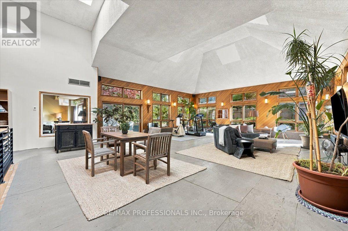 17 KING GEORGES ROAD - 36