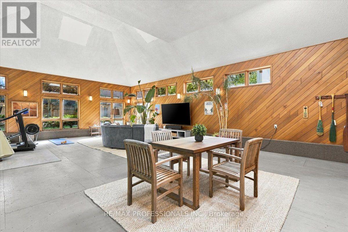17 King Georges Road, Toronto, ON photo 39