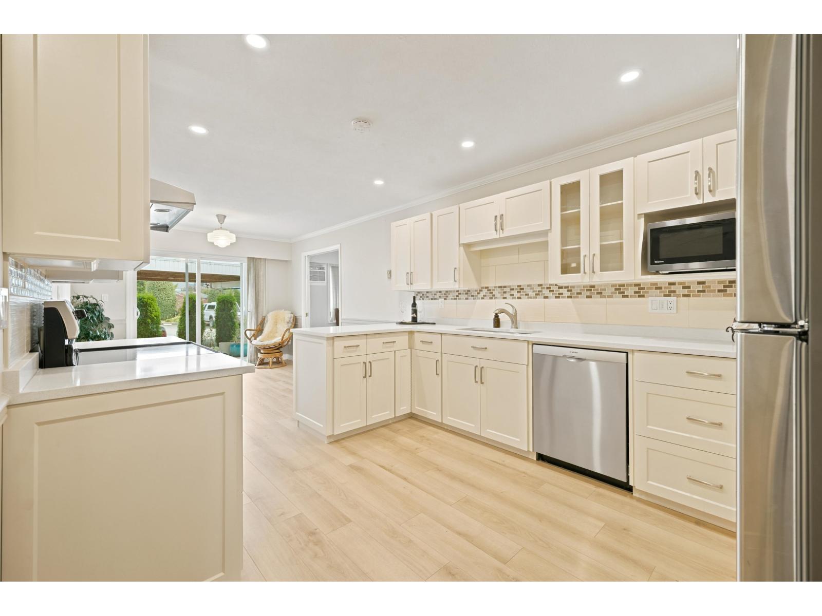 Photo of 129 32691 GARIBALDI DRIVE 6