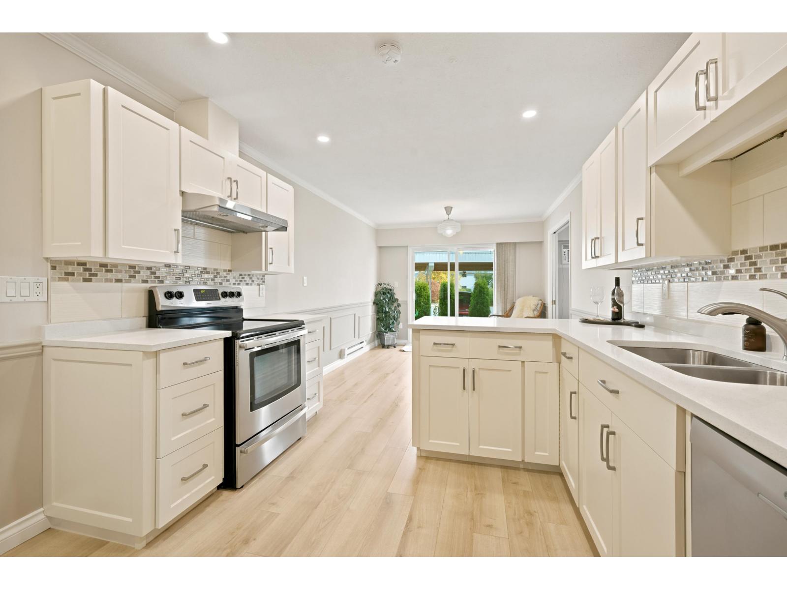Photo of 129 32691 GARIBALDI DRIVE 7
