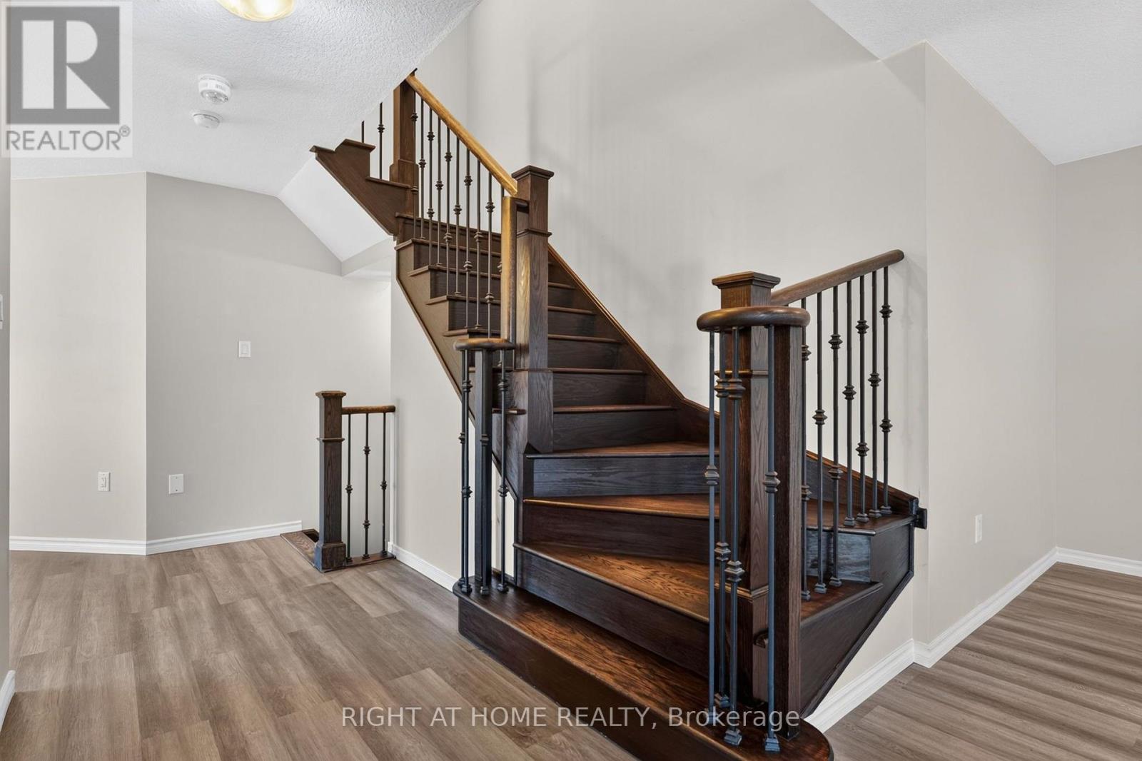 8460 Sweet Chestnut Drive, Niagara Falls, ON photo 21