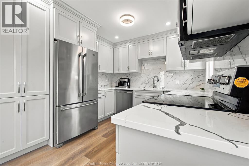 4245 WYANDOTTE STREET East - Image 10