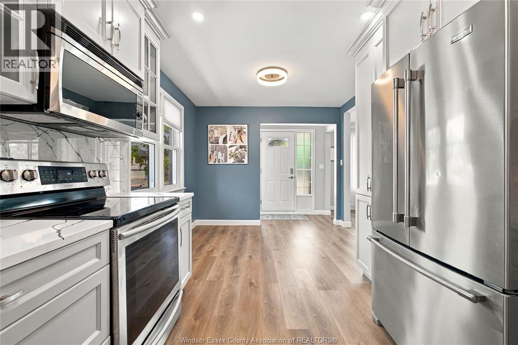 4245 WYANDOTTE STREET East - Image 14