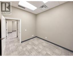 1624 Howard Unit# 8, Windsor, ON N8X3T7 Photo 9
