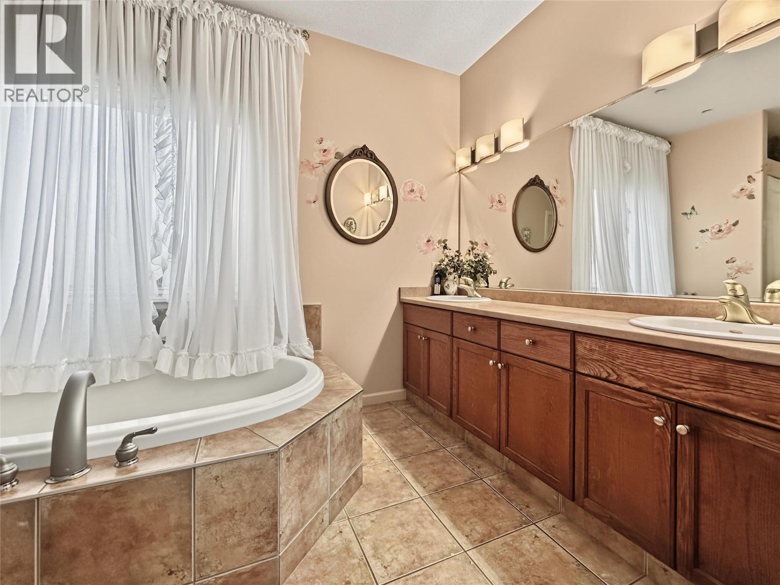 13 Wildflower Court, Osoyoos