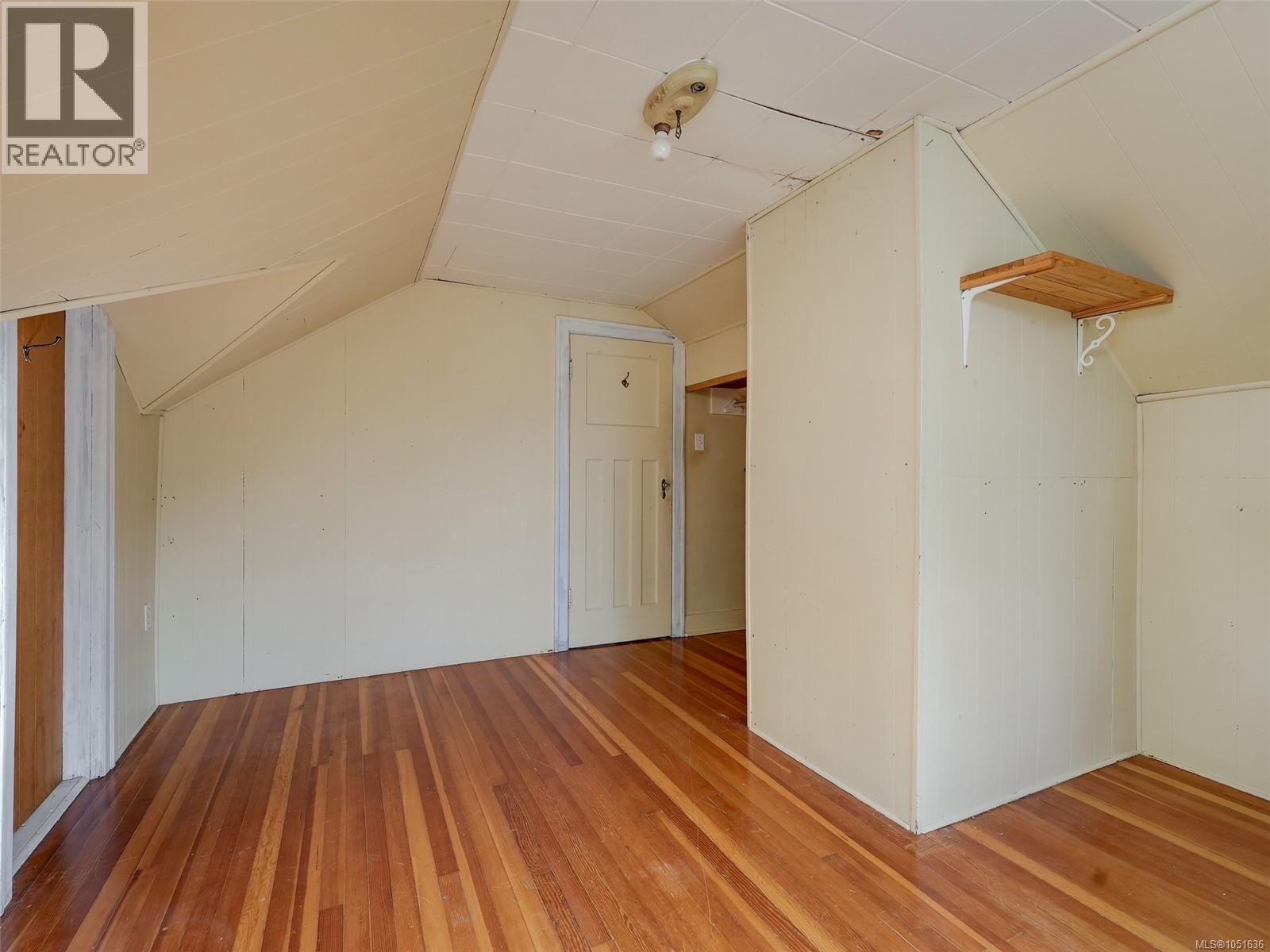  667 St. Patrick Street, Oak Bay