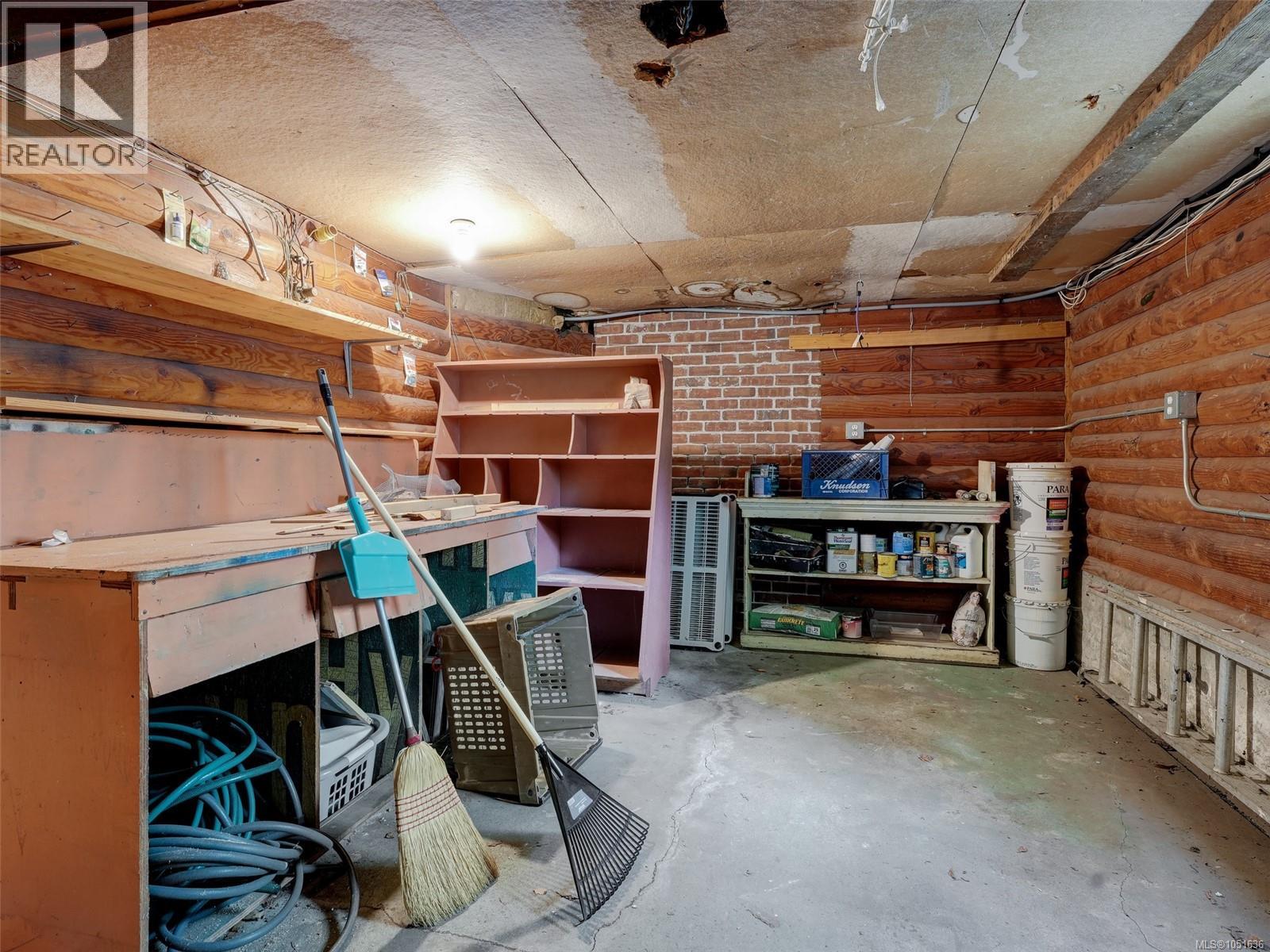 667 St. Patrick St - 20
