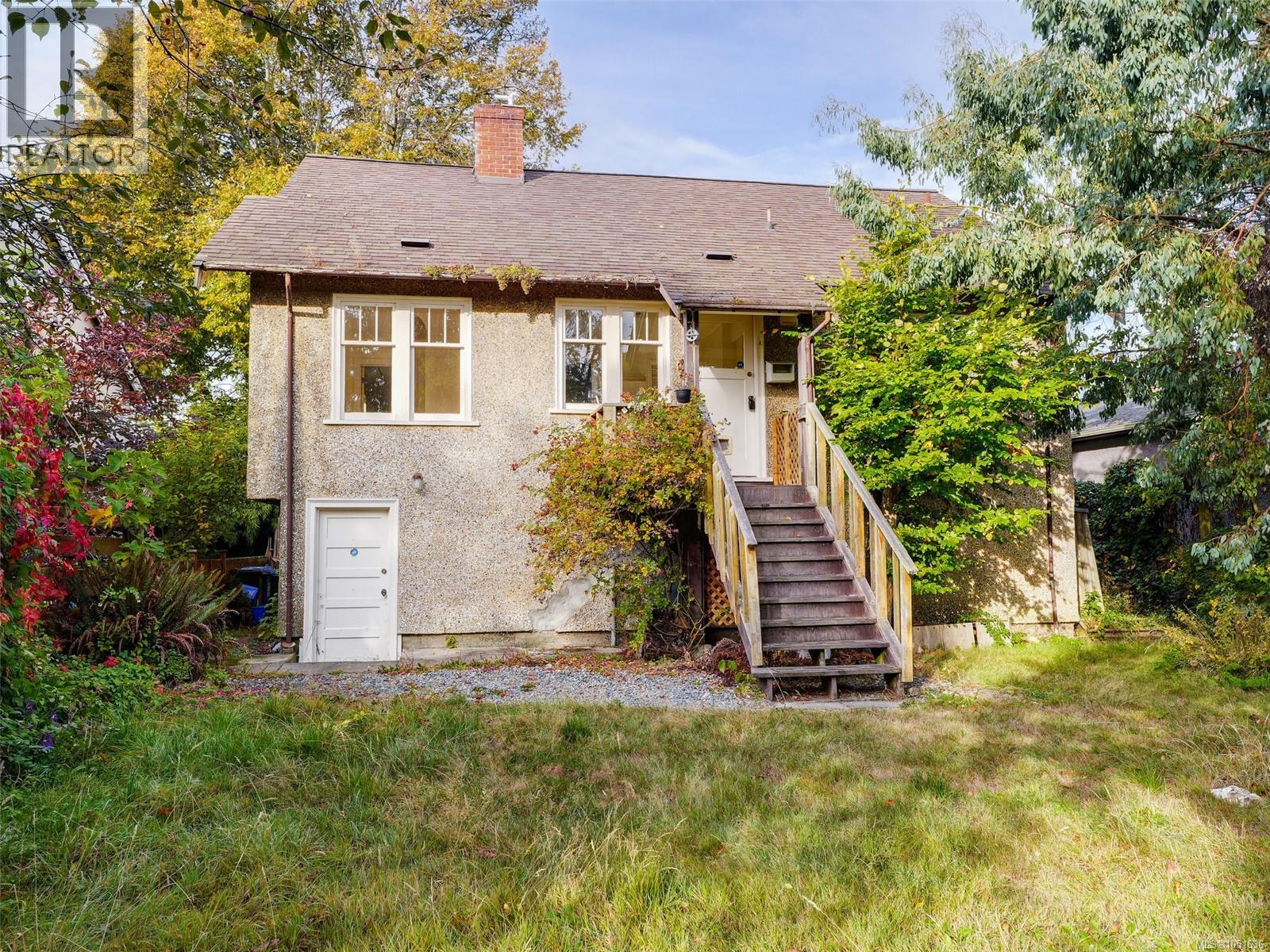 667 St. Patrick St - 23